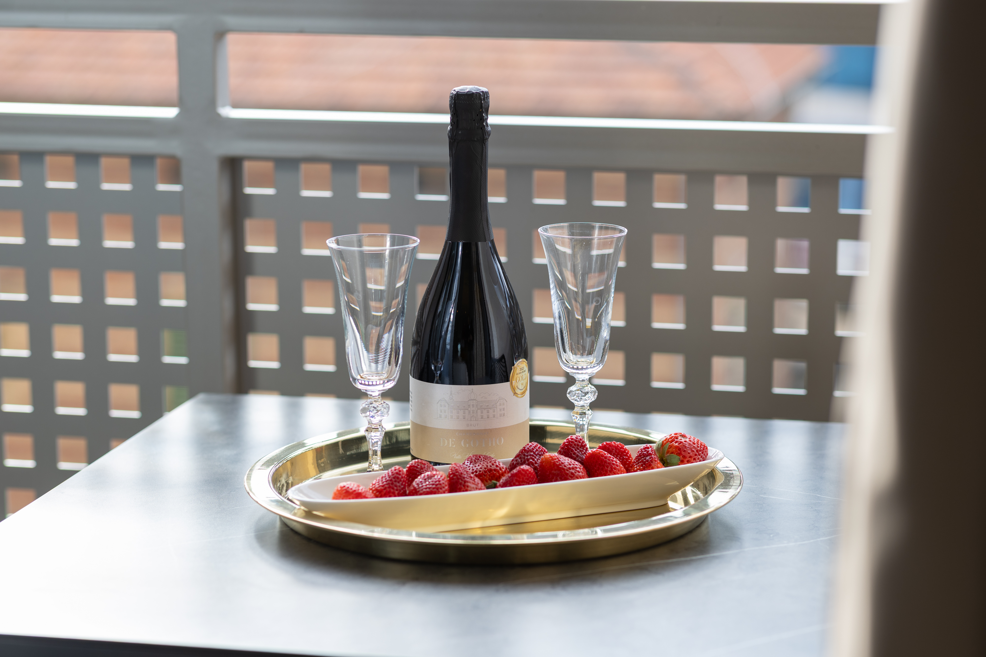 Comfort Double Room with Balcony - Image 11