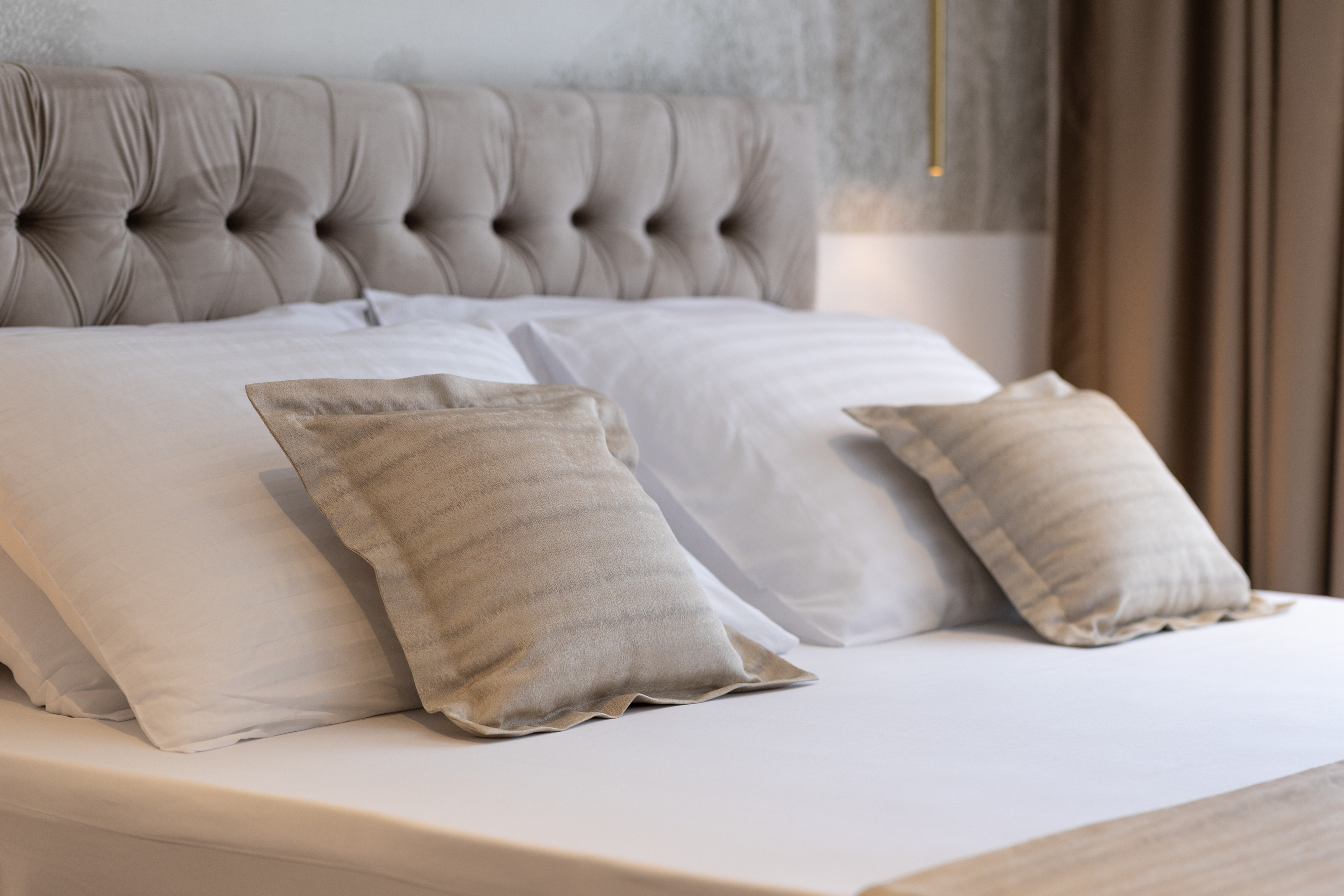 Superior Double Room - Image 6