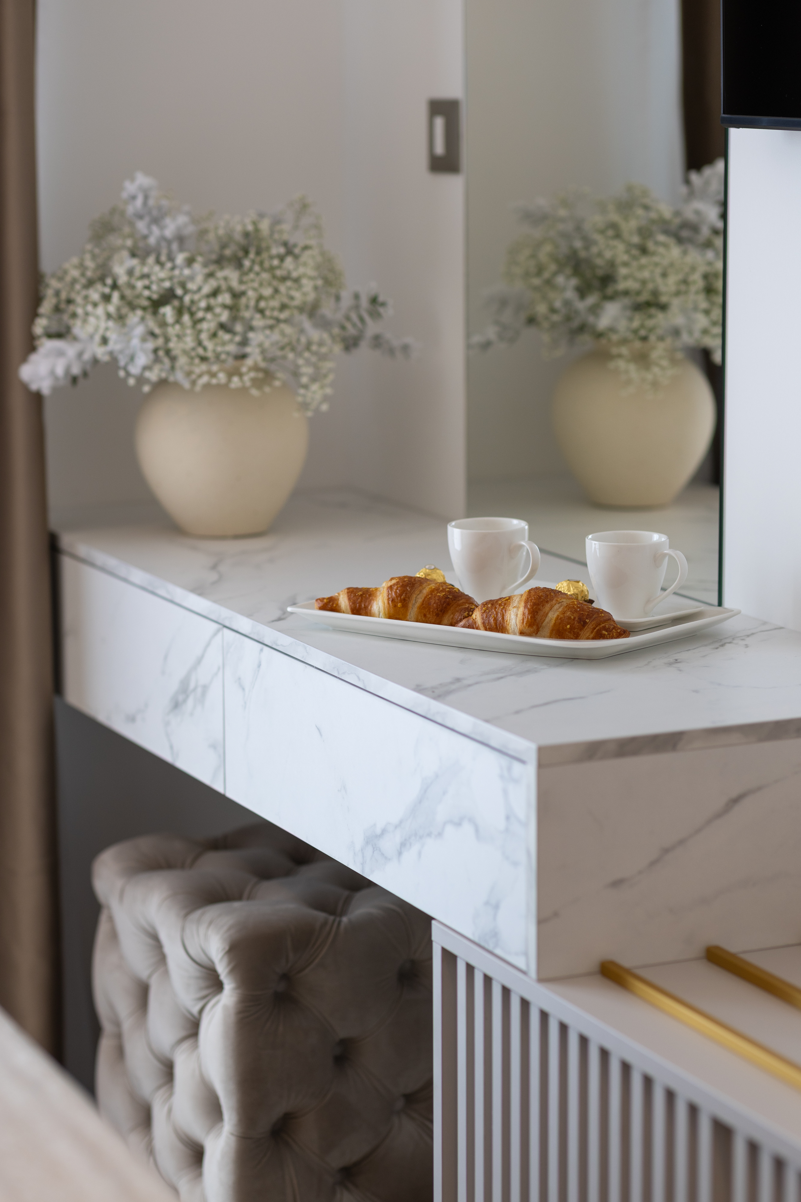 Superior Double Room - Image 8